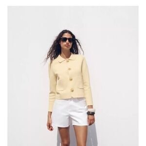 nwt Zara yellow  knit jacket with beaded buttons
